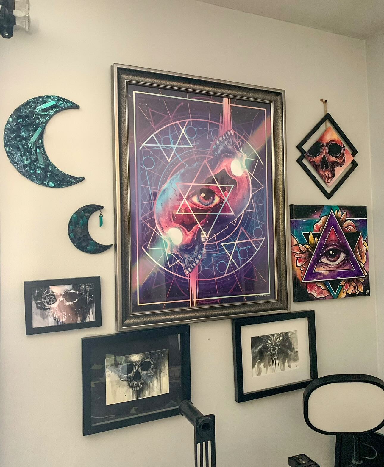  wearing Divergence Print Eclipse Merkaba Variant
