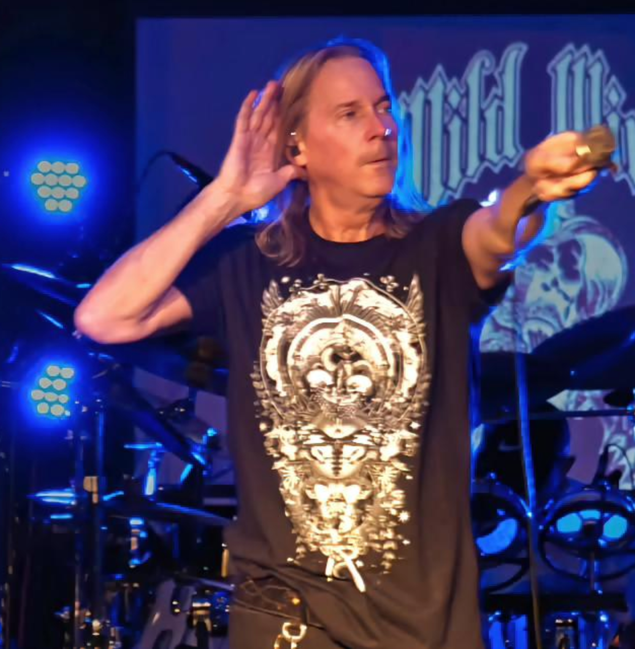 @guyzoun wearing Union Of Souls Shirt